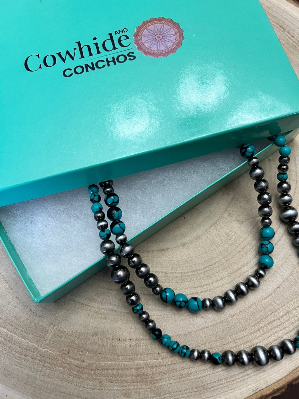 Desert Dream: Layered Western Fashion Pearl & Faux Turquoise Necklace Set (18" & 22")